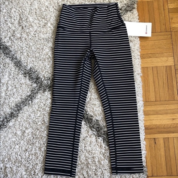 lululemon athletica Pants - Lululemon Wunder Under 21" Striped 4